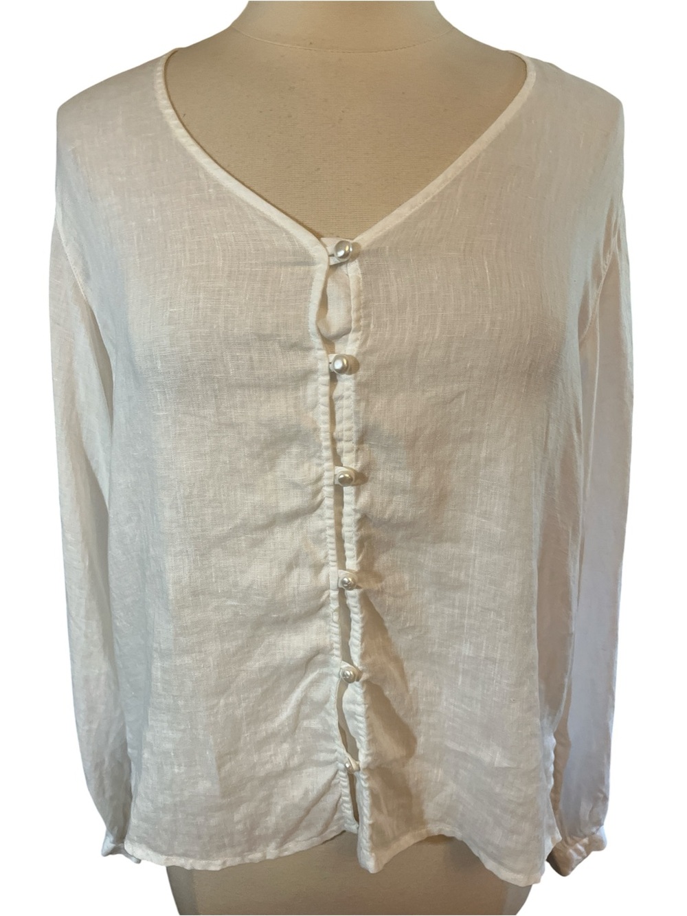 Cynthia Rowley White Linen Pearl-Button up Blouse w/long sleeves Size Medium